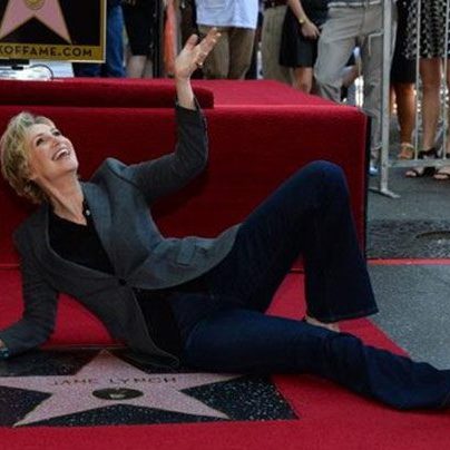 Jane Lynch on red carpet
