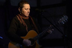 Michelle Chandler: Singer & Songwriter Michelle Chandler: Singer & Songwriter