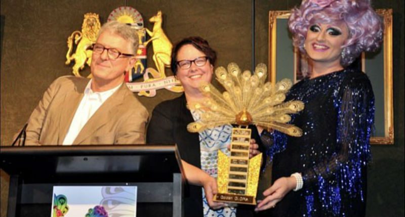 Penny Sharpe (m) holding The GLORIA Award Penny Sharpe (m) holding The GLORIA Award